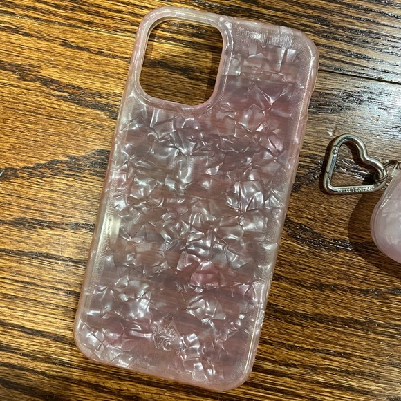 VELVET CAVIAR | Matching iPhone and AirPod Case Bundle - Picture 2 of 5